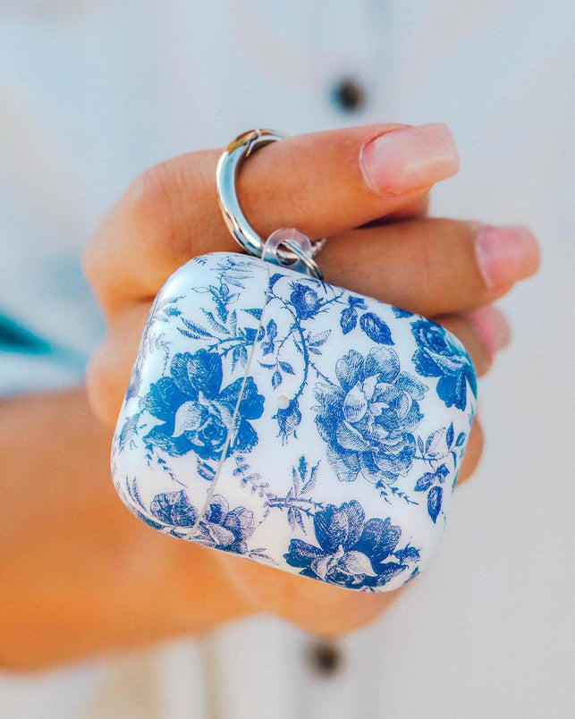 Rose to Fame | Blue & White Rose Floral AirPods Case AirPods Case get.casely 