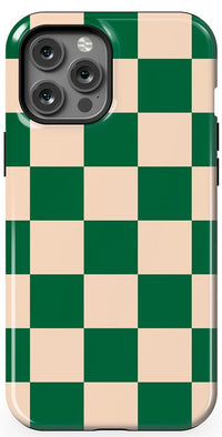 Fit Check | Green Checkerboard Case iPhone Case get.casely Essential + MagSafe® iPhone 12 Pro Max 