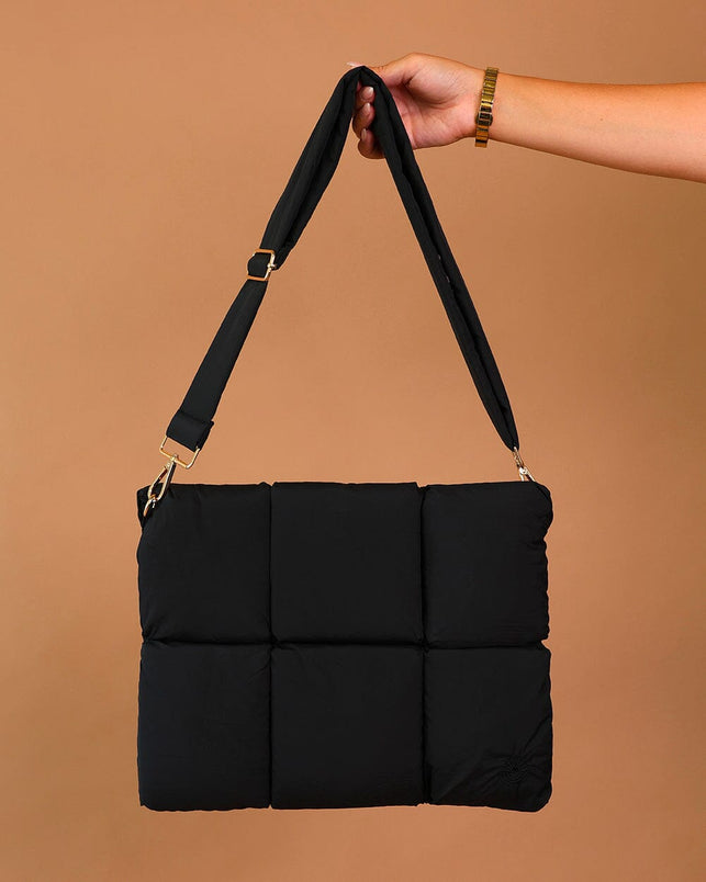 Cloud Carryall | Onyx Laptop Bag get.casely 