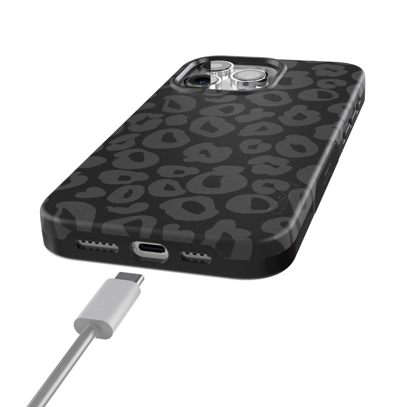 Into the Wild | Black Leopard Case iPhone Case get.casely 