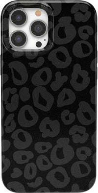 Into the Wild | Black Leopard Case iPhone Case get.casely Classic + MagSafe® iPhone 13 Pro Max